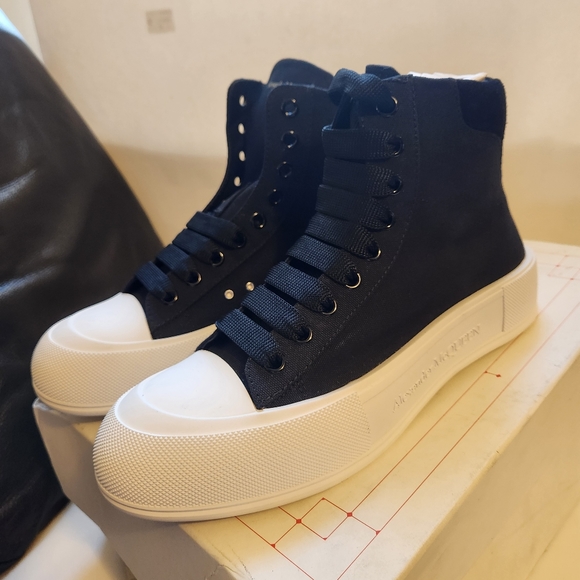 Alexander Mcqueen Plimsoll High-Top Sneakers size 43 BNWB - Picture 5 of 10